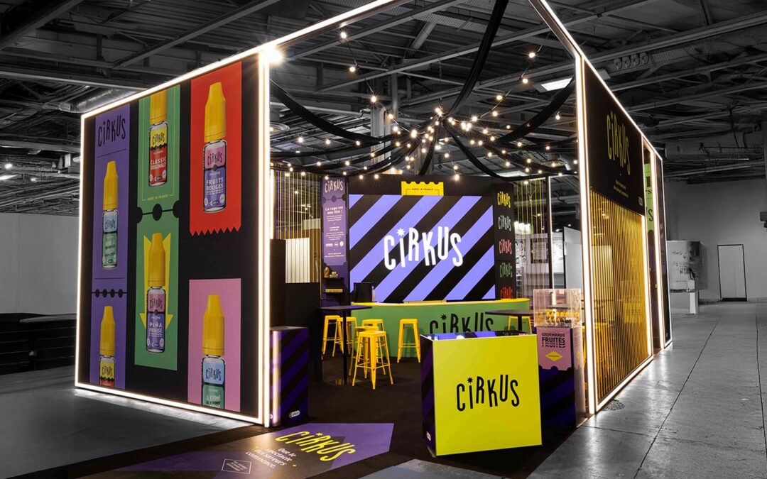 Stand cirque immersif VDLV Cirkus à Vapexpo Paris 2025