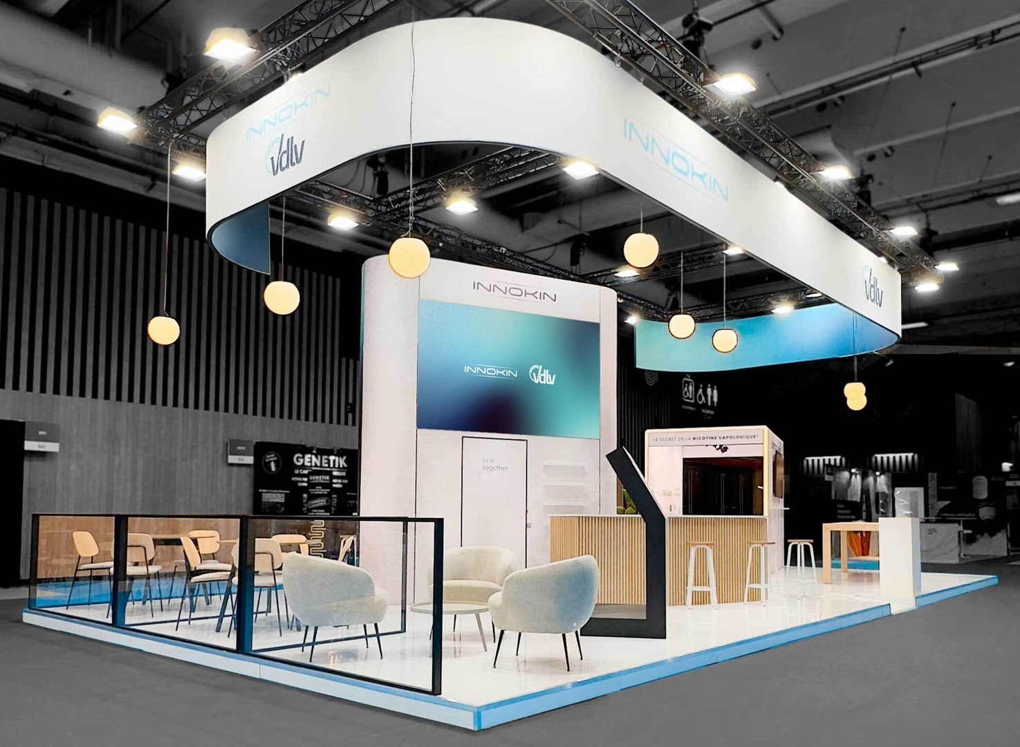 Innokin x VDLV-Stand auf der LosangExpo in Paris, Porte de Versailles